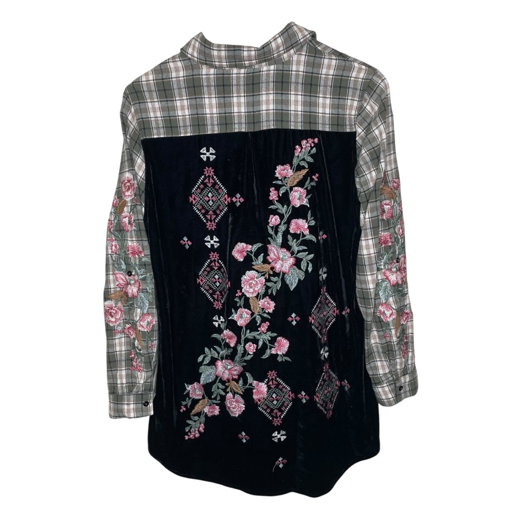 Paparazzi‎ Velvet Floral Embroidered Back Plaid Flannel Western Boho Shirt Large - Picture 4 of 12